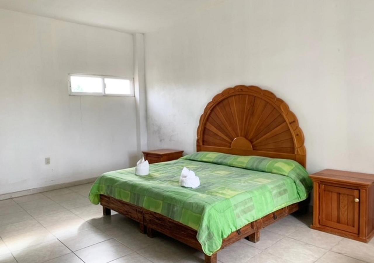 Hotel Quinta De La Rosa Cuautla  Bagian luar foto