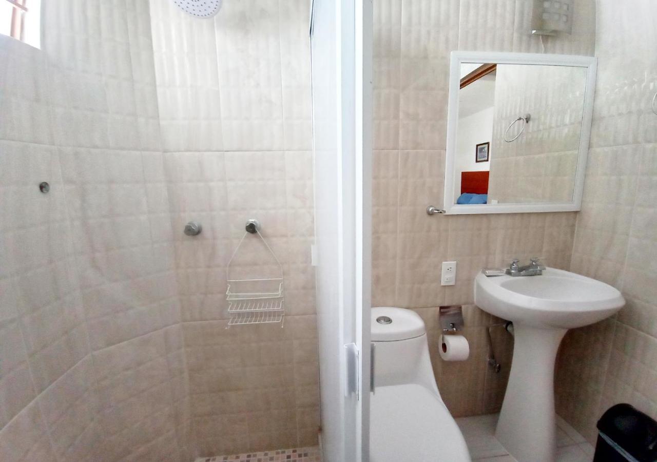 Hotel Quinta De La Rosa Cuautla  Bagian luar foto