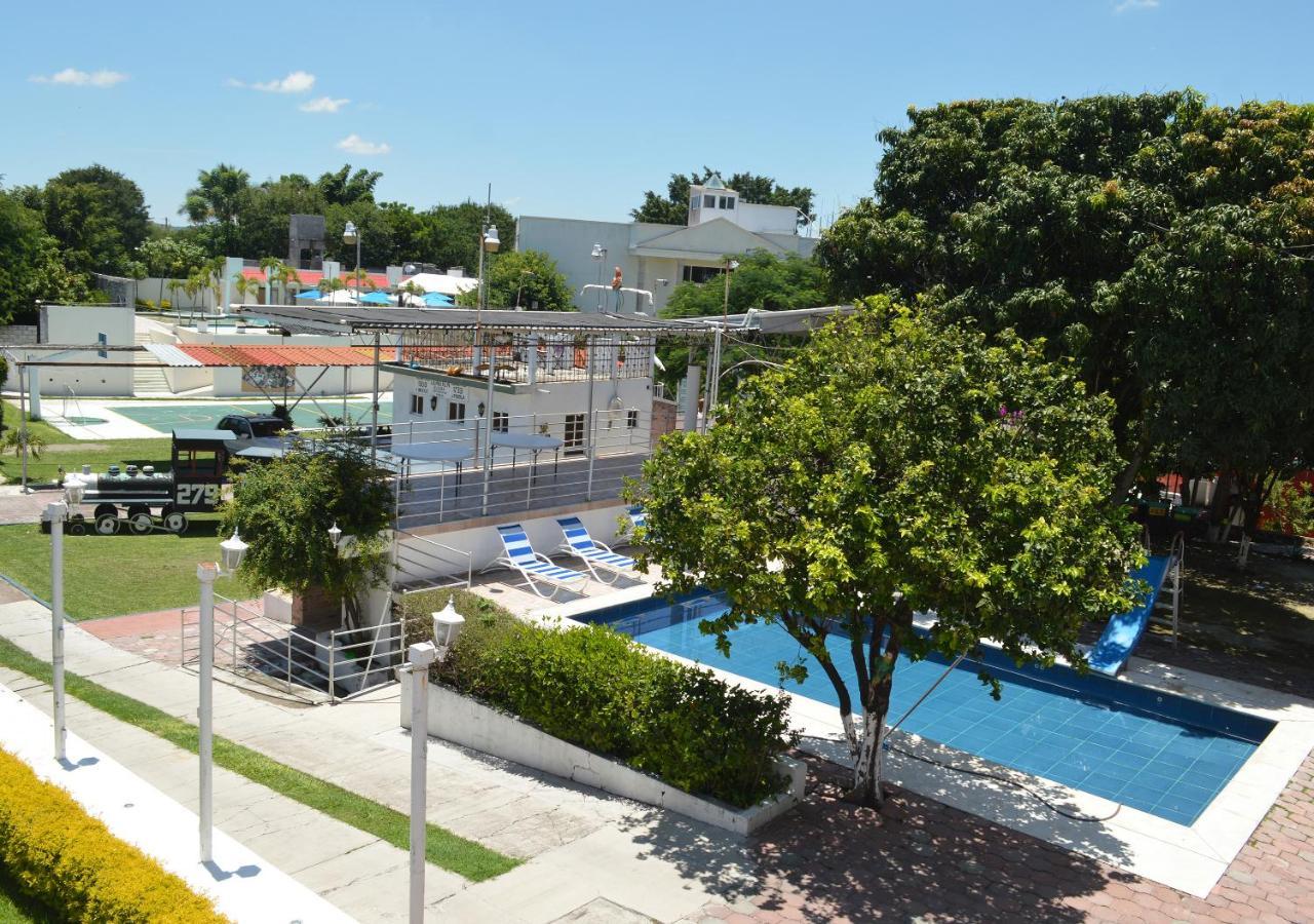 Hotel Quinta De La Rosa Cuautla  Bagian luar foto