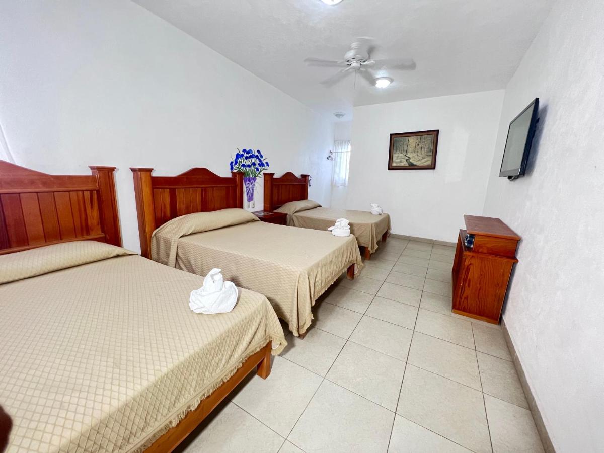 Hotel Quinta De La Rosa Cuautla  Bagian luar foto